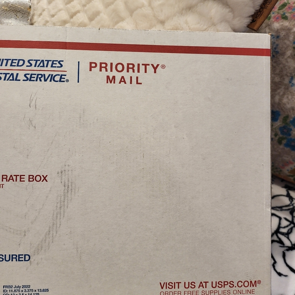 Extra shipping label